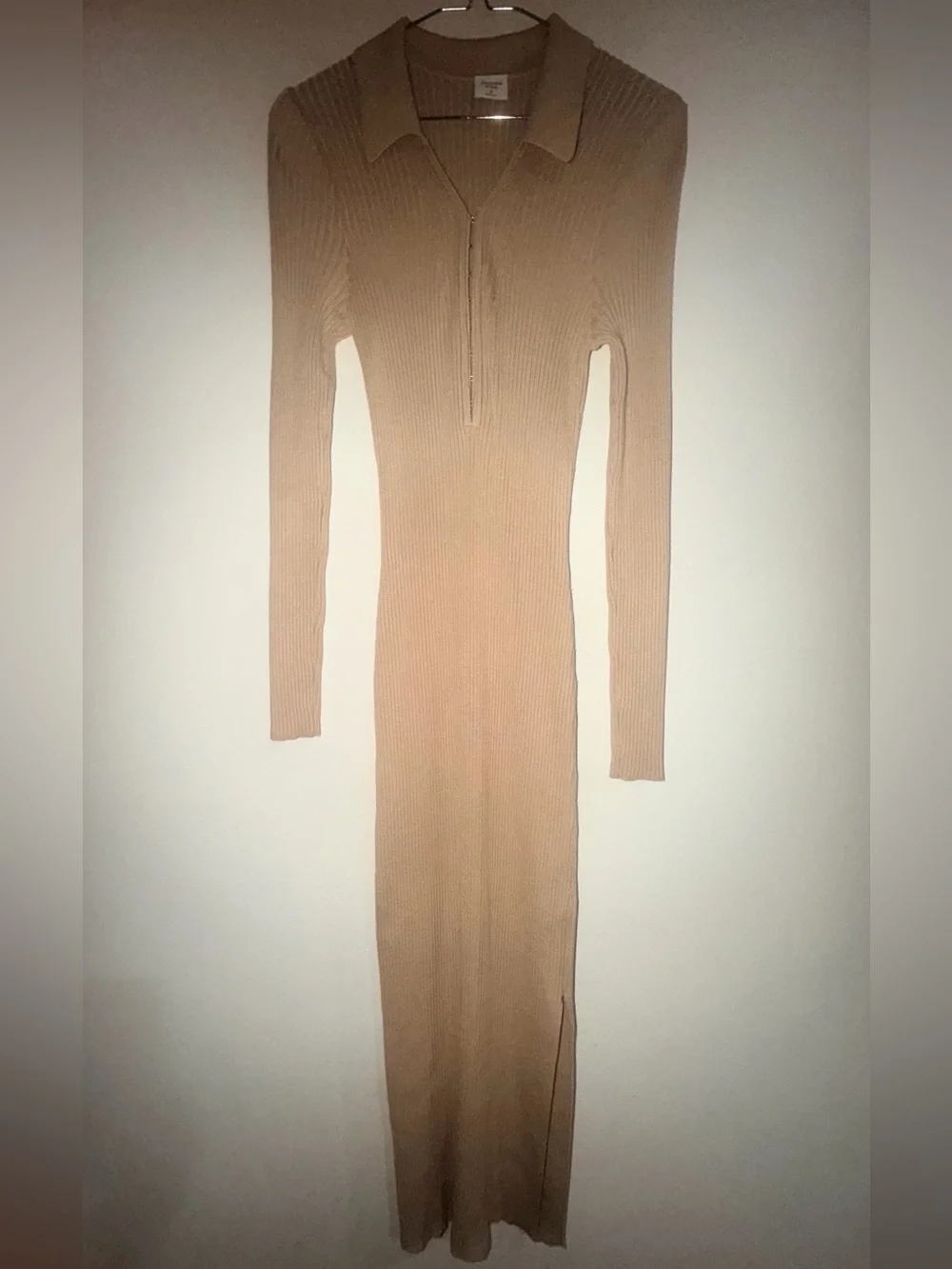 Abercrombie & Fitch Ribbed Long-Sleeve Maxi Dress in Tan
